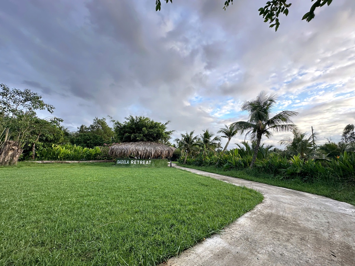 tu cau noi 'rua phoi' den mot cach lam du lich khac biet cua chang trai mien tay - 1