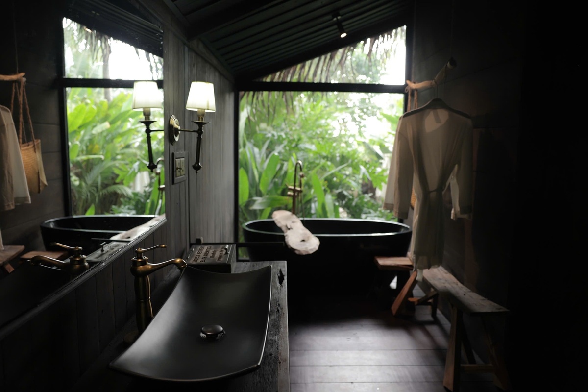 tu cau noi 'rua phoi' den mot cach lam du lich khac biet cua chang trai mien tay - 14