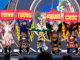  - Du khách ấn tượng không gian văn hóa trong Ngày Gia Lai tại Hà Nội