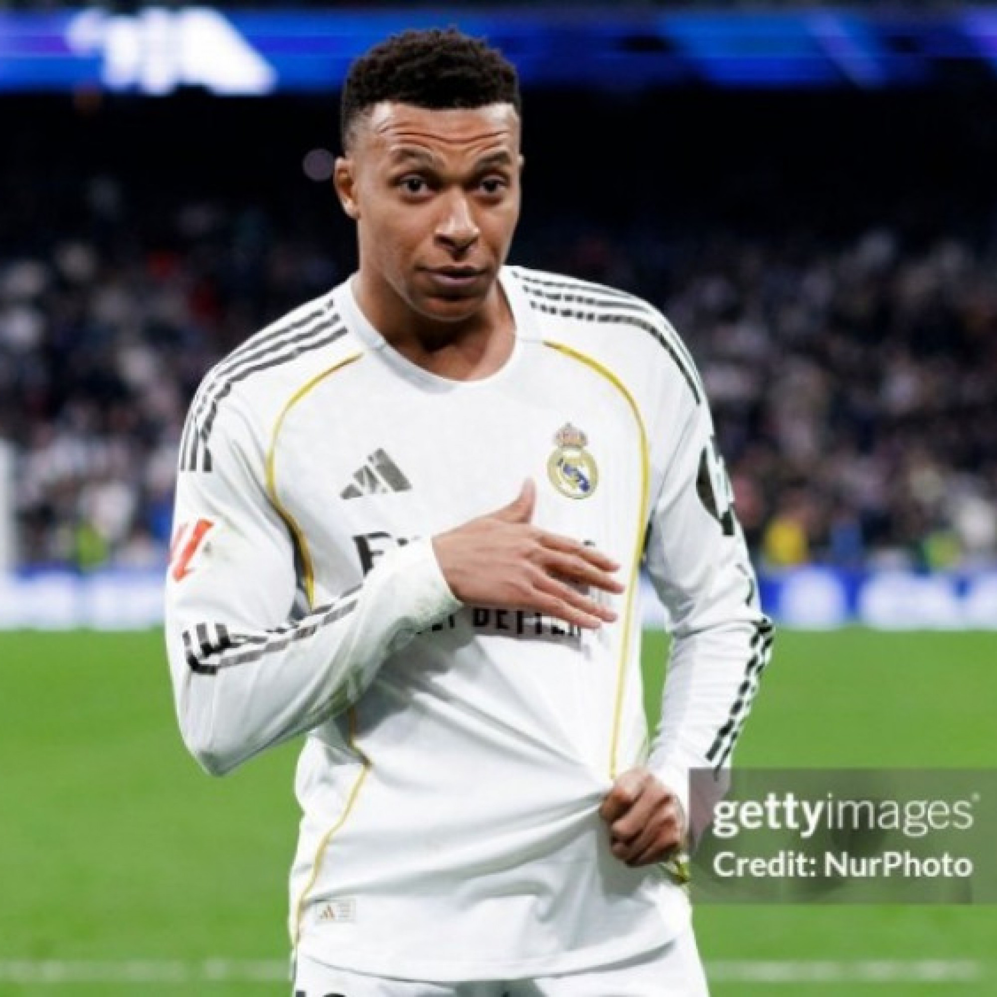  - Nóng bảng xếp hạng La Liga: Real Madrid bám đuổi Barcelona, Betis vào Top 5