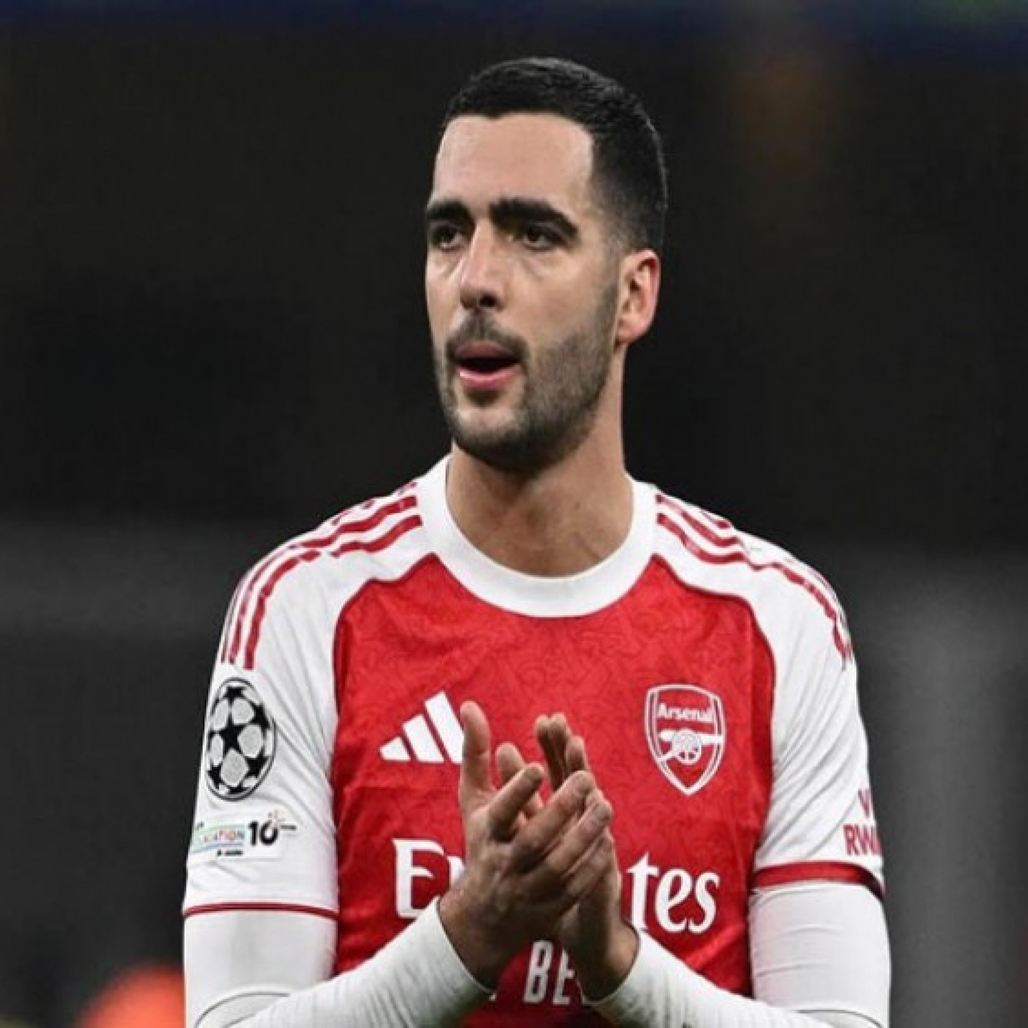  - Tin mới nhất bóng đá trưa 2/2: Mùa giải của Mikel Merino coi như khép lại