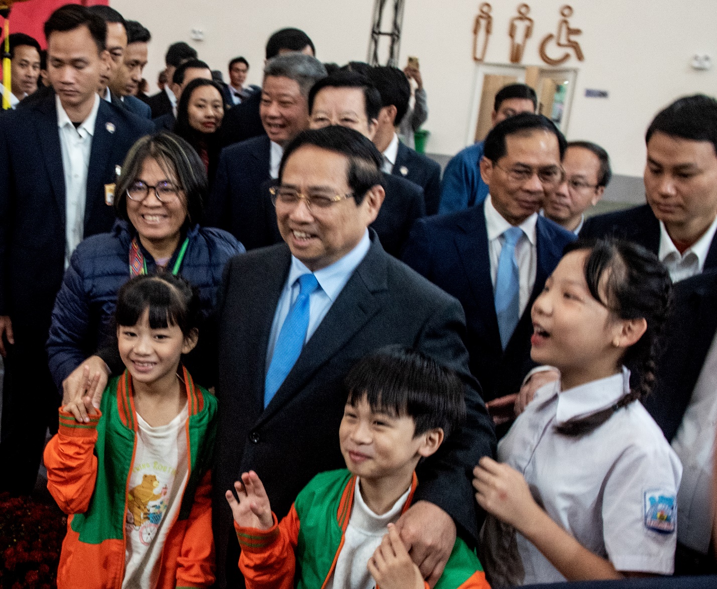 thu tuong pham minh chinh: gieo “hat giong thinh vuong” tu nhung ngay dau nam moi - 11