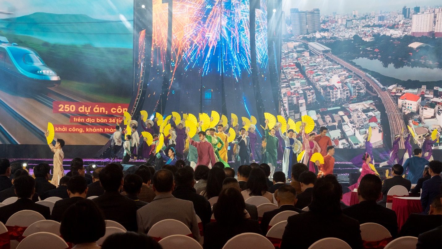 thu tuong pham minh chinh: gieo “hat giong thinh vuong” tu nhung ngay dau nam moi - 2