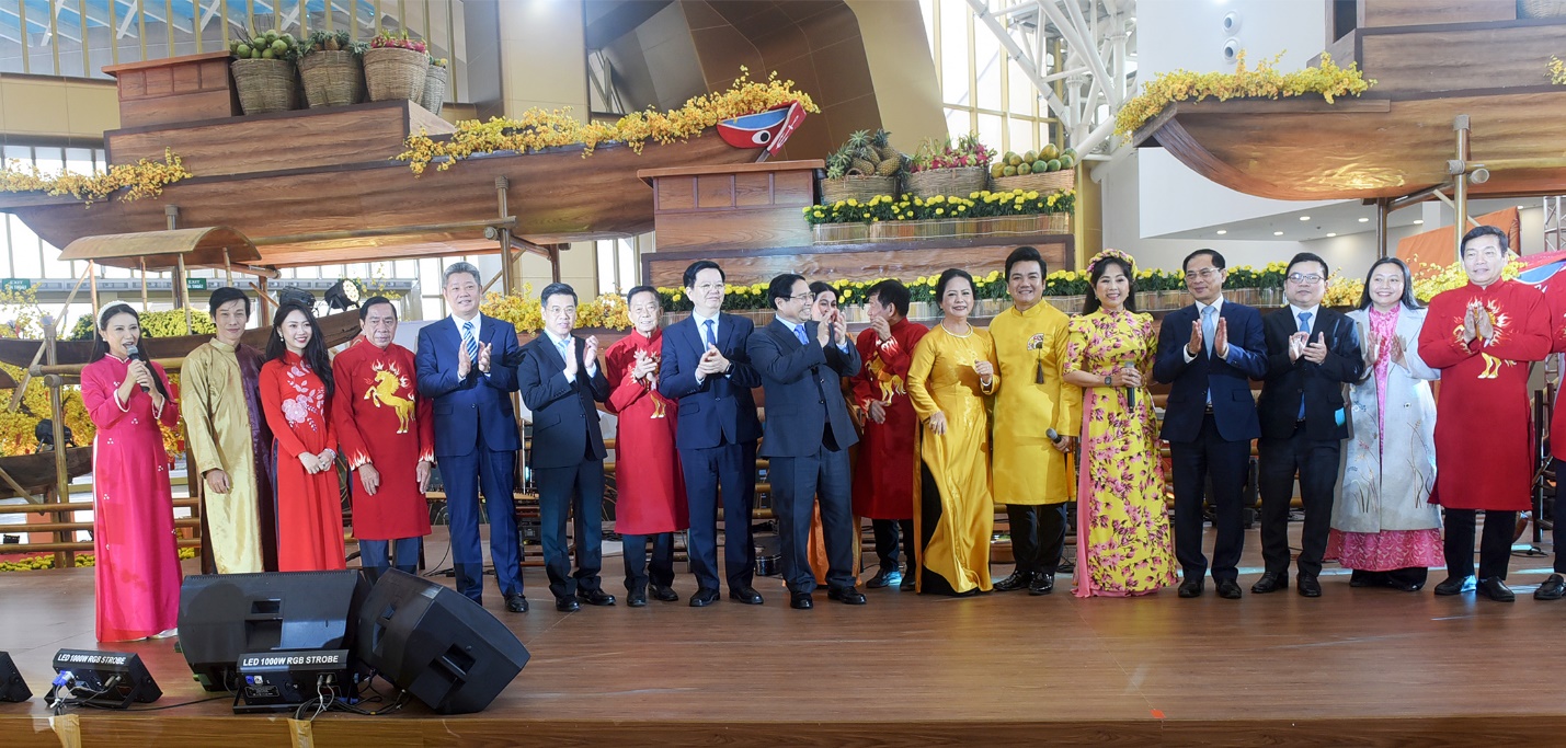 thu tuong pham minh chinh: gieo “hat giong thinh vuong” tu nhung ngay dau nam moi - 9