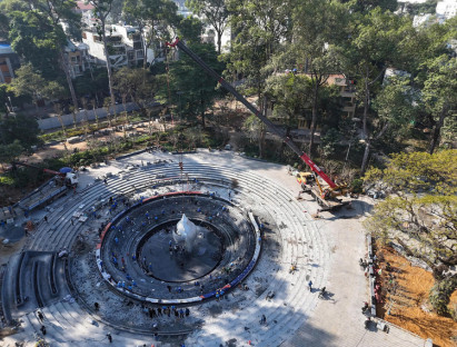  - Biểu trưng hình giọt nước chính thức hiện diện tại công viên số 1 Lý Thái Tổ