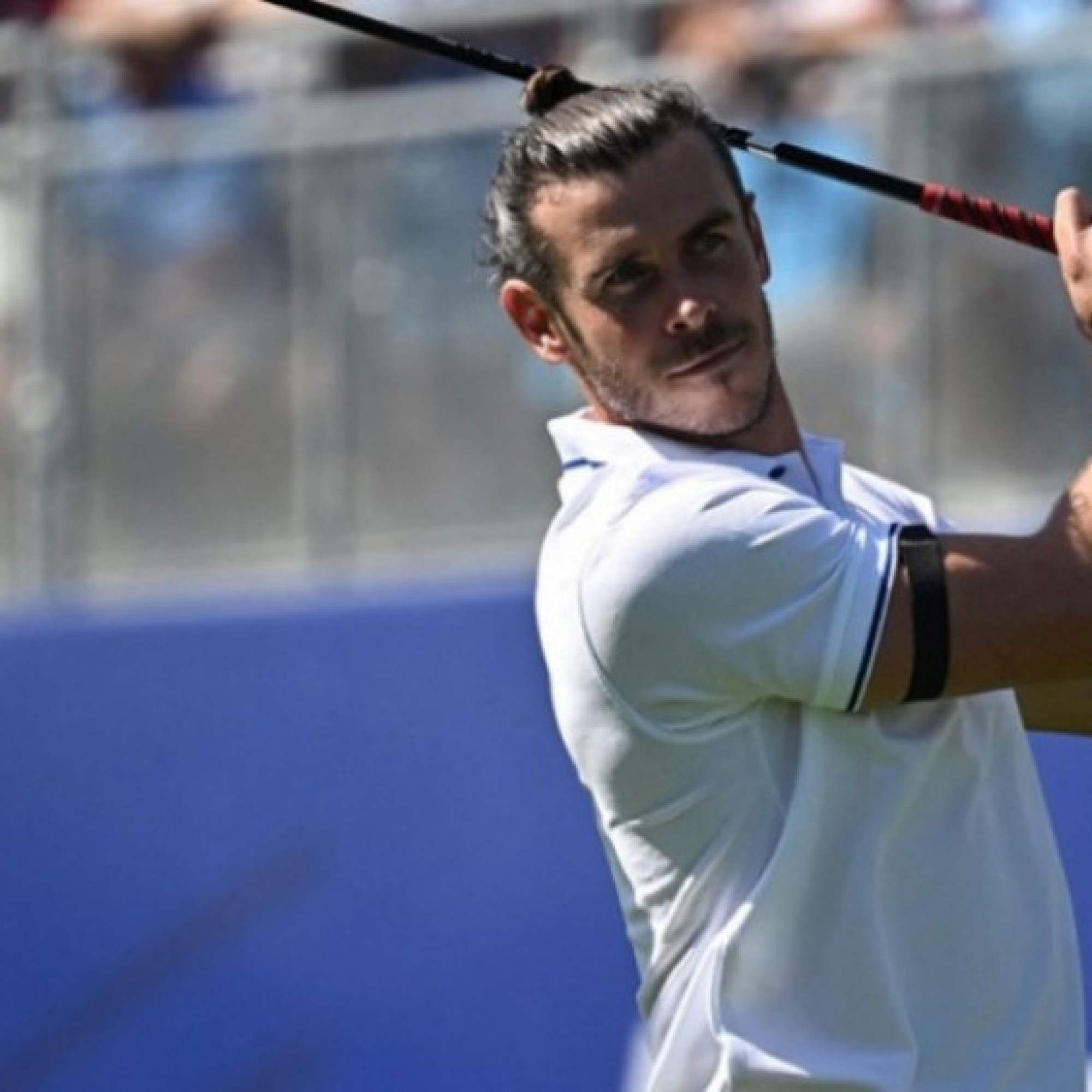  - Nóng nhất thể thao sáng 4/2: Gareth Bale bỏ lỡ giải thưởng 10 triệu USD 