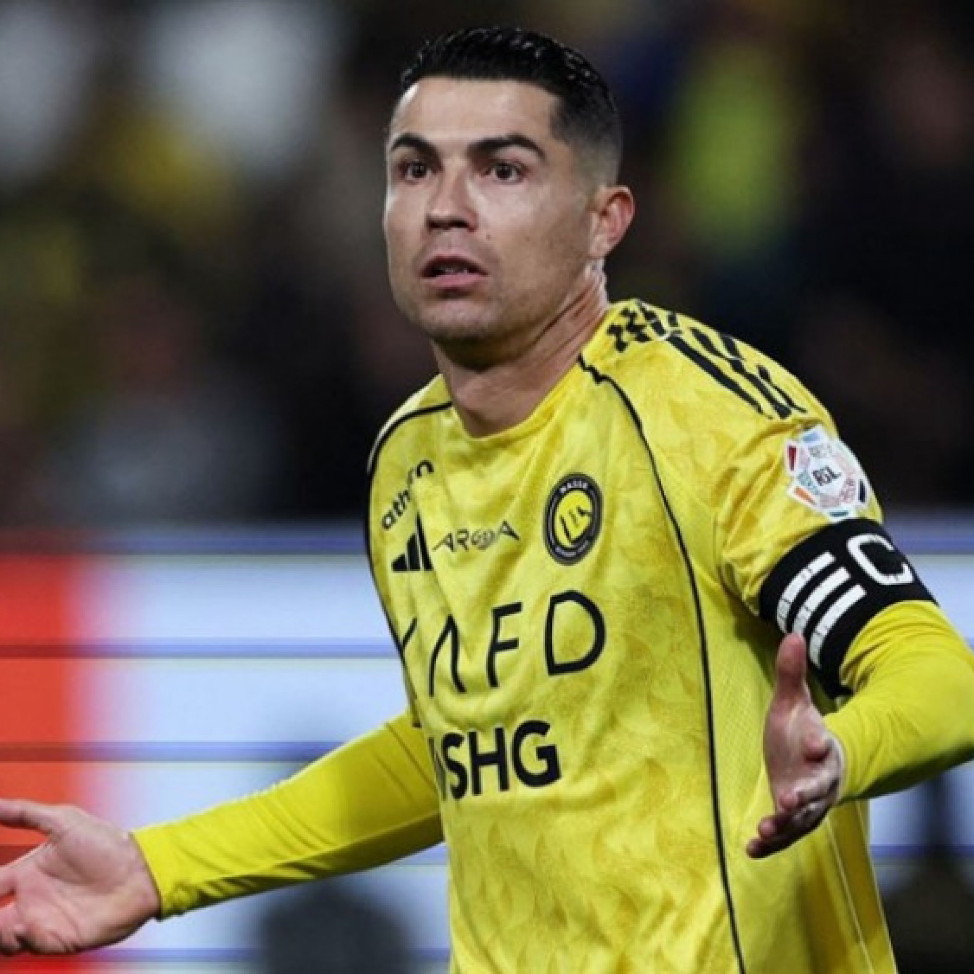  - Ronaldo nổi loạn ở Ả Rập: "Tiền chất như núi" nhưng không mua nổi hạnh phúc