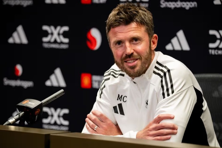 Bí quyết thành công của HLV Carrick tại MU: Nghệ thuật của sự "nhàm chán" - 3