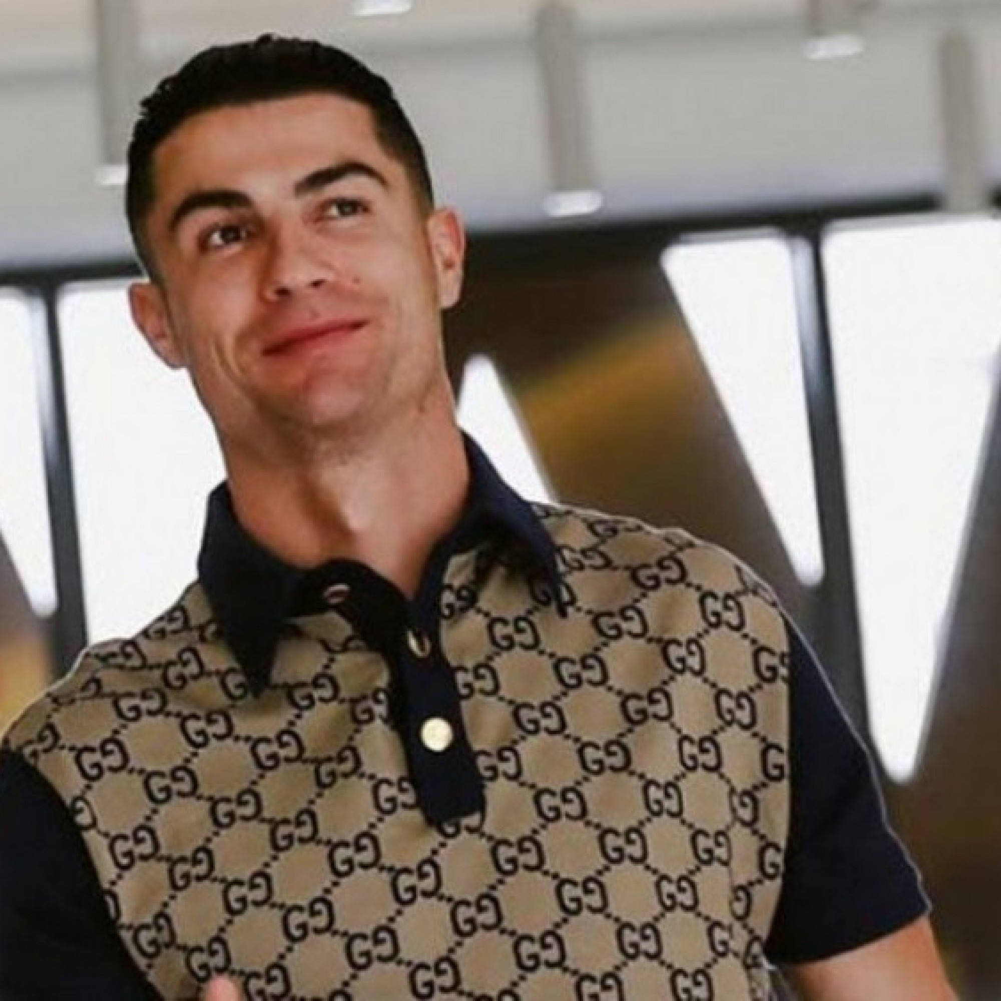  - Ronaldo sinh nhật tuổi 41: Vẫn trẻ trung, hiếu thắng trên sân nhưng "trẻ con" ngoài đời