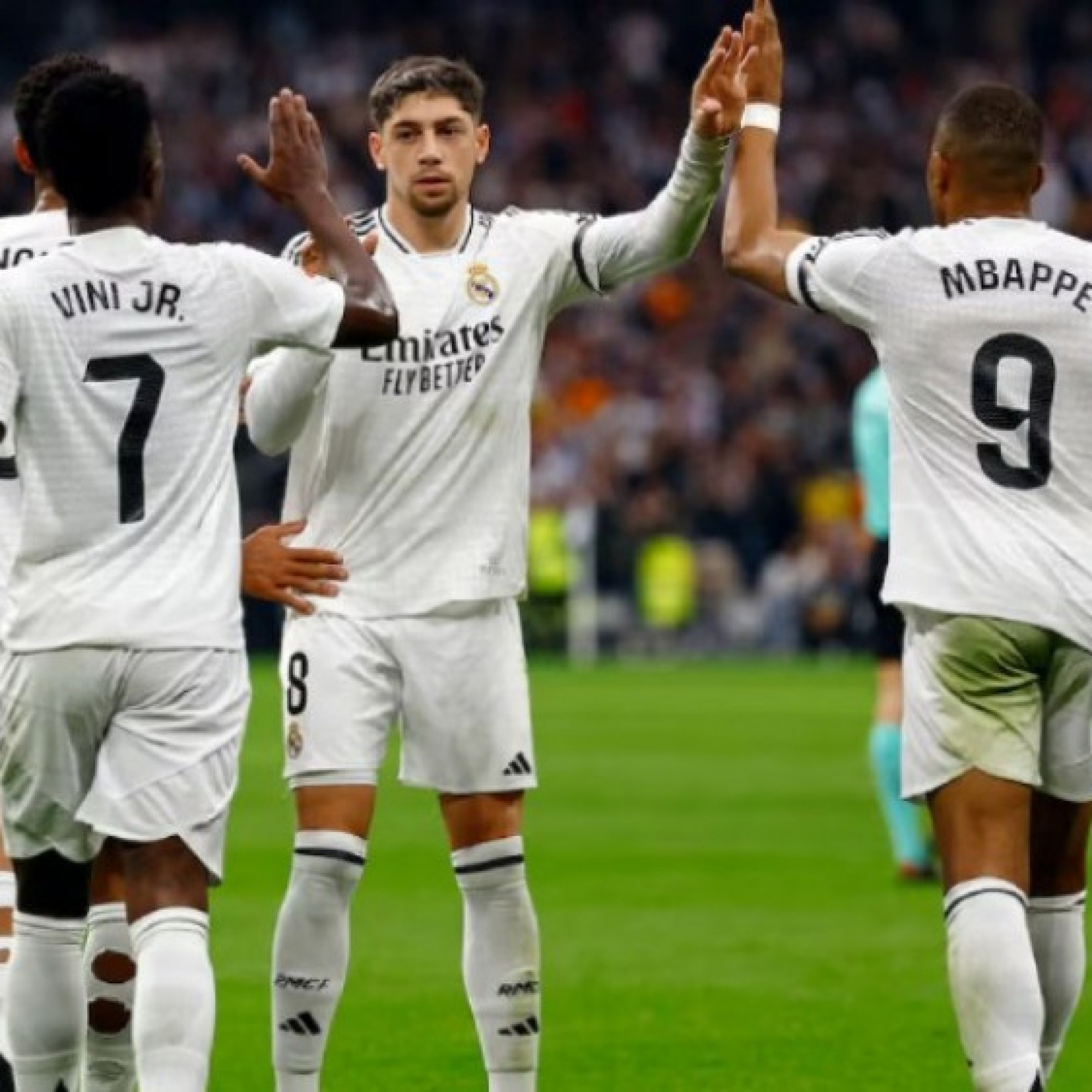  - Lộ diện bộ tứ bất khả xâm phạm của Real thời Arbeloa, nước cờ lợi hay hại?