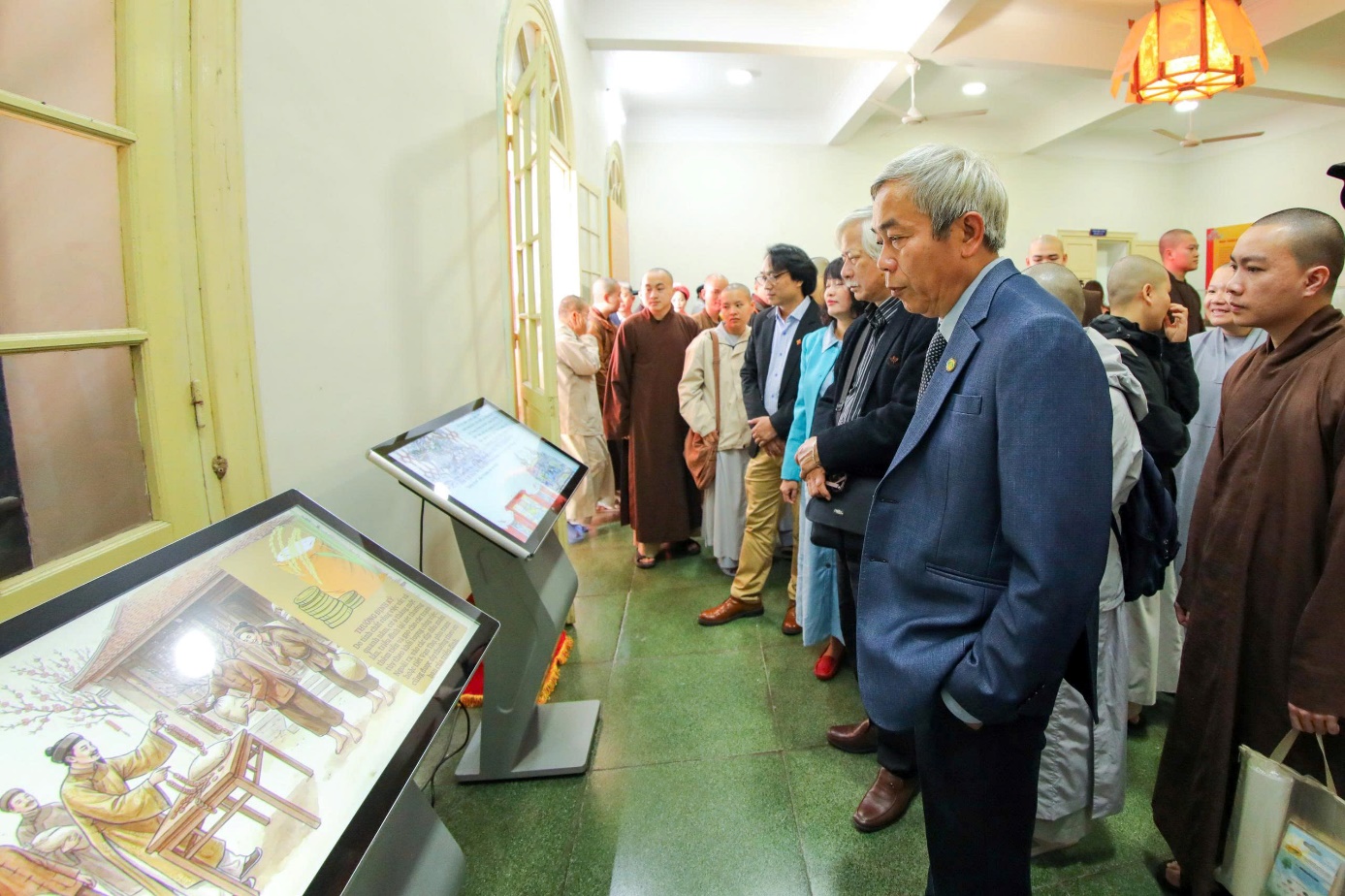 Đến di sản Huế xem triển lãm Ngựa, Long Mã - 1