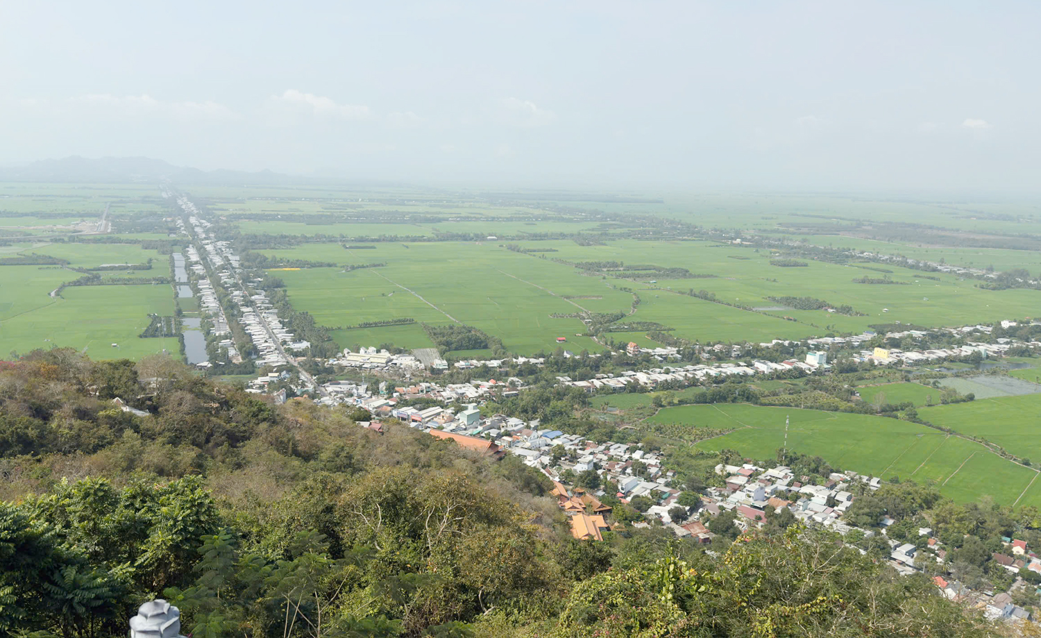 Vĩnh Tế phát triển thương mại – dịch vụ, du lịch gắn với khu du lịch quốc gia Núi Sam - 5
