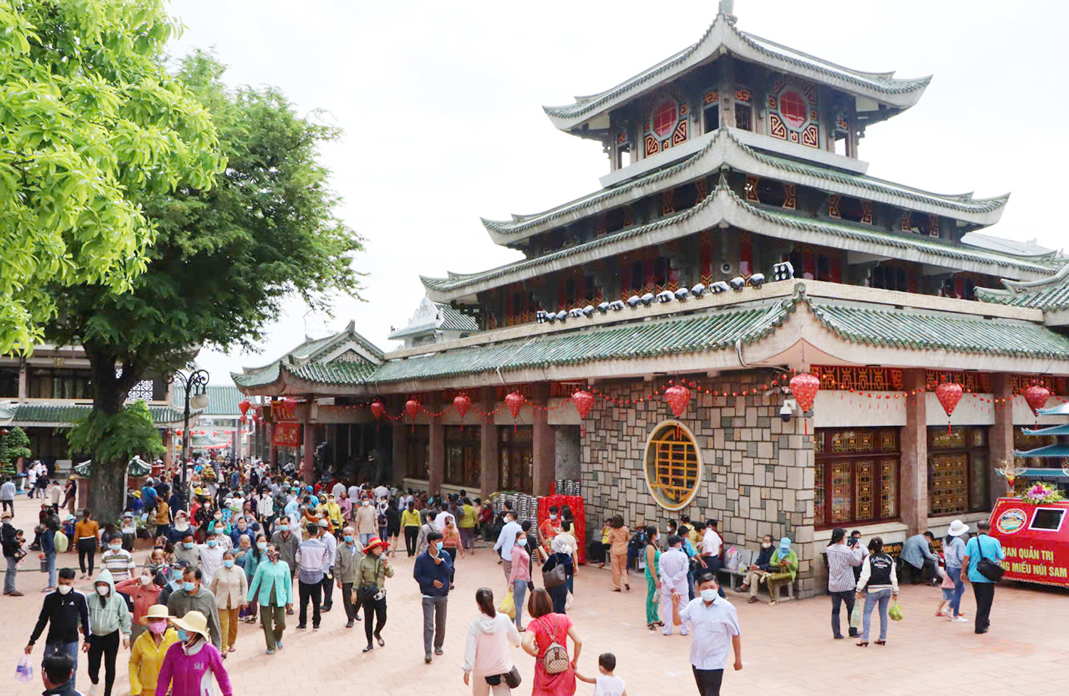 Vĩnh Tế phát triển thương mại – dịch vụ, du lịch gắn với khu du lịch quốc gia Núi Sam - 9