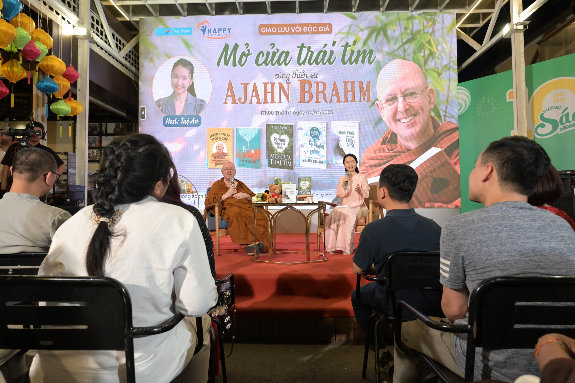 Thiền sư Ajahn Brahm lần đầu giao lưu cùng độc giả Việt Nam - 5