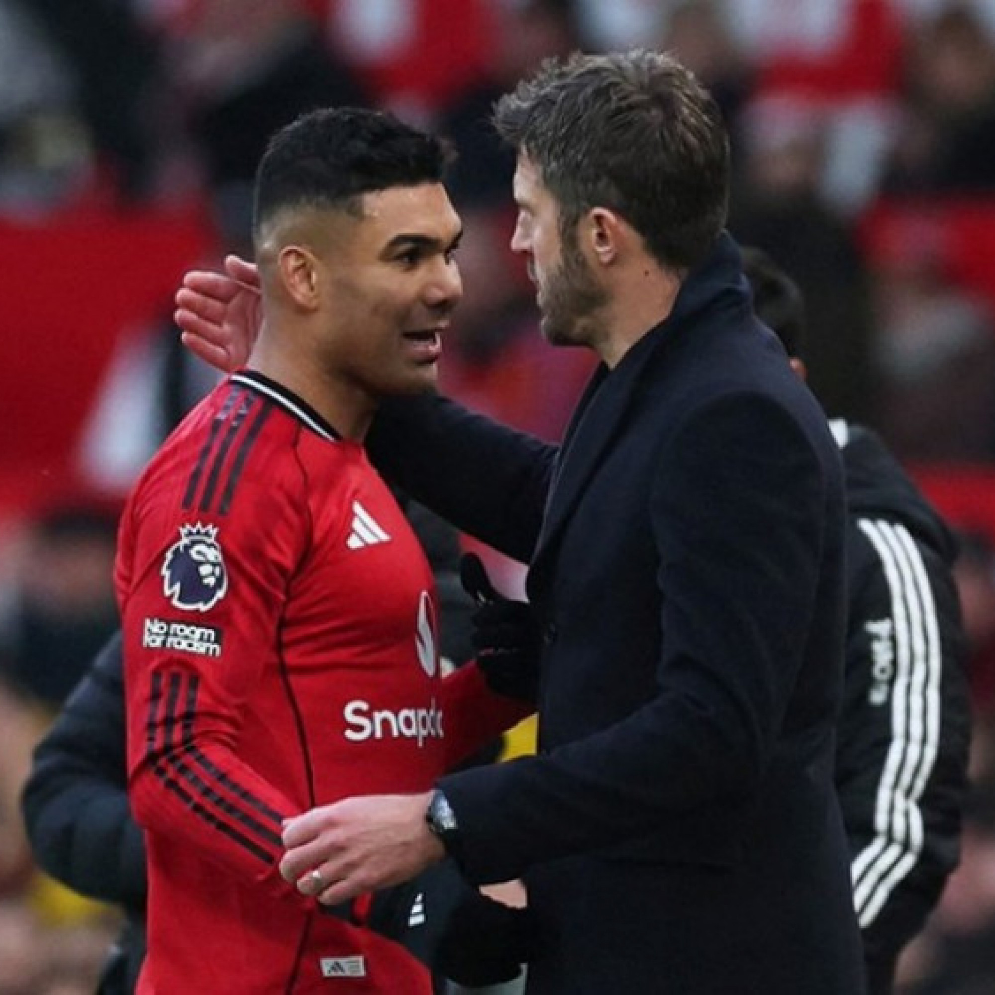  - MU thăng hoa: Carrick giúp Casemiro chạy ít đi, tấn công hiệu quả hơn