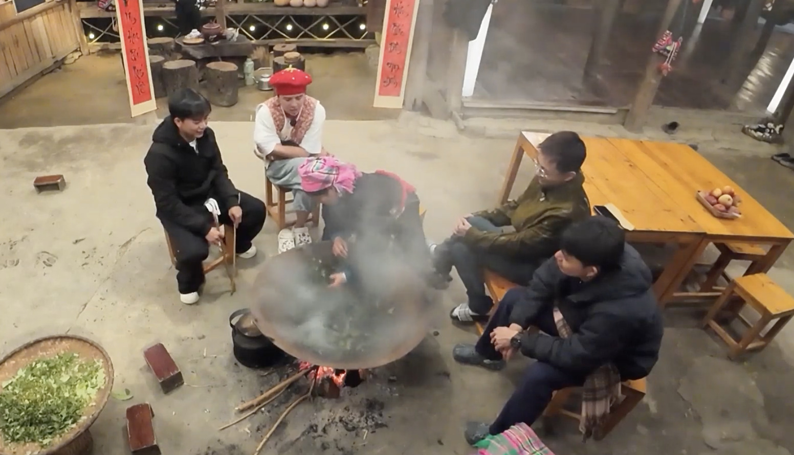 “Gia Đình Haha” Tập 19: Xót xa trước thầy cô cắm bản: “Trồng cây đã khó, trồng người còn khó hơn”. - 1