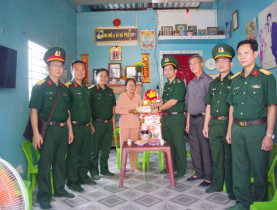 Sự kiện đặc sắc - Thắm đượm nghĩa tình trong Chương trình ‘Tết Quân - Dân’ tại xã đảo Thạnh An