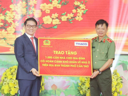  - Công an Cần Thơ trao tặng 1.000 căn nhà cho gia đình hoàn cảnh khó khăn