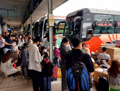 Chuyển động - Hơn 700 nghìn vé xe khách dịp Tết tại TP.HCM đã được bán, chỉ còn lại vé chặng ngắn