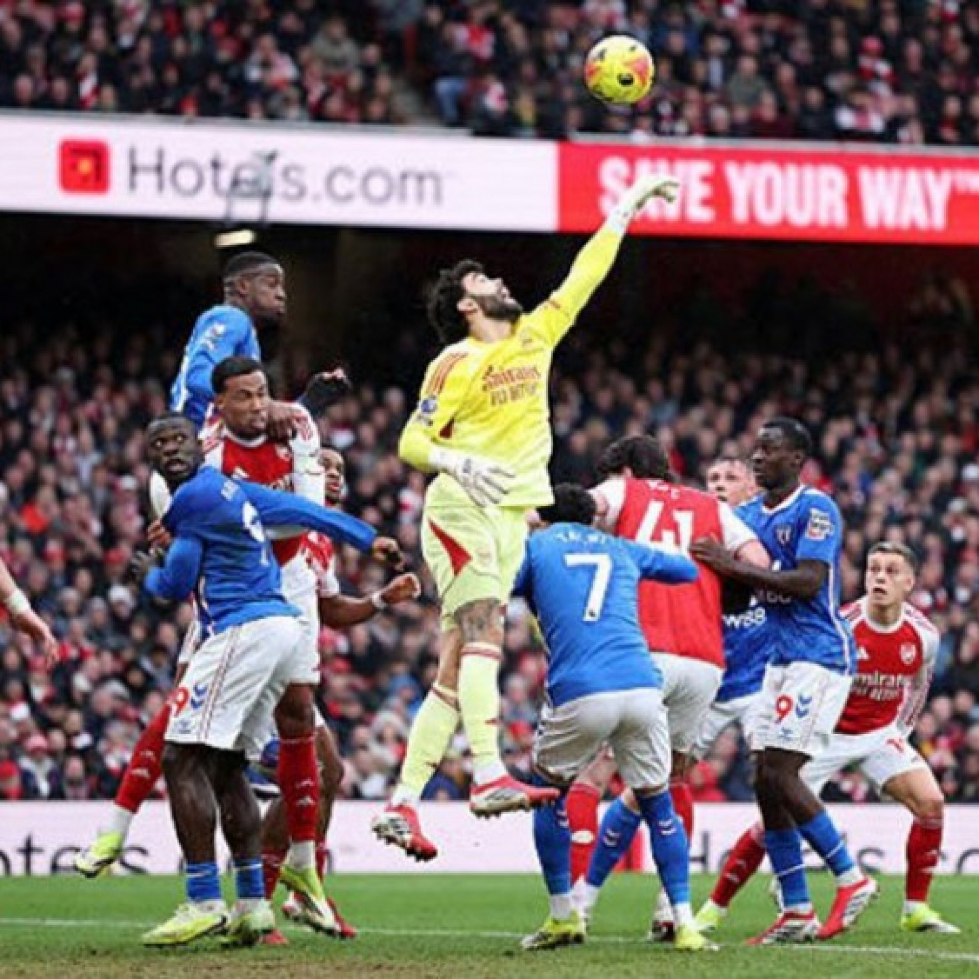  - Kết quả bóng đá Arsenal - Sunderland: Đại thắng thuyết phục, không cần phạt góc (Ngoại hạng Anh)