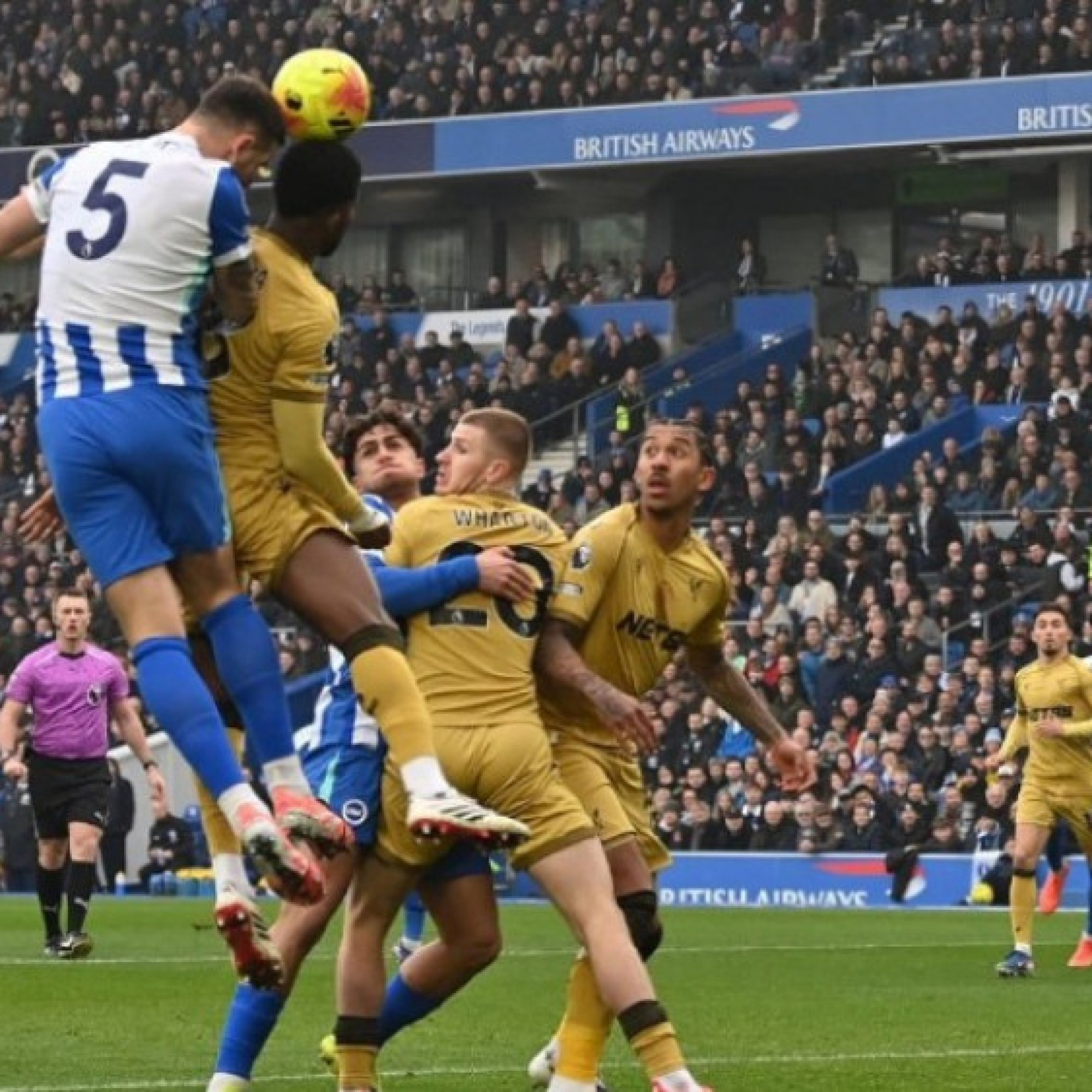  - Trực tiếp bóng đá Brighton - Crystal Palace: Đội khách mở tỉ số (Ngoại hạng Anh)