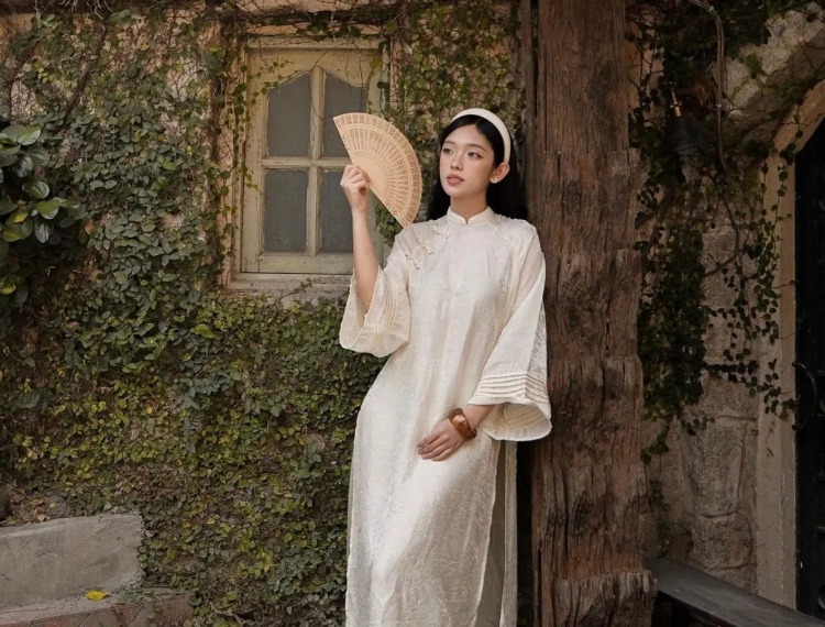 7 quán cà phê đẹp tựa áng thơ tại TP.HCM cho du khách chụp ảnh Tết