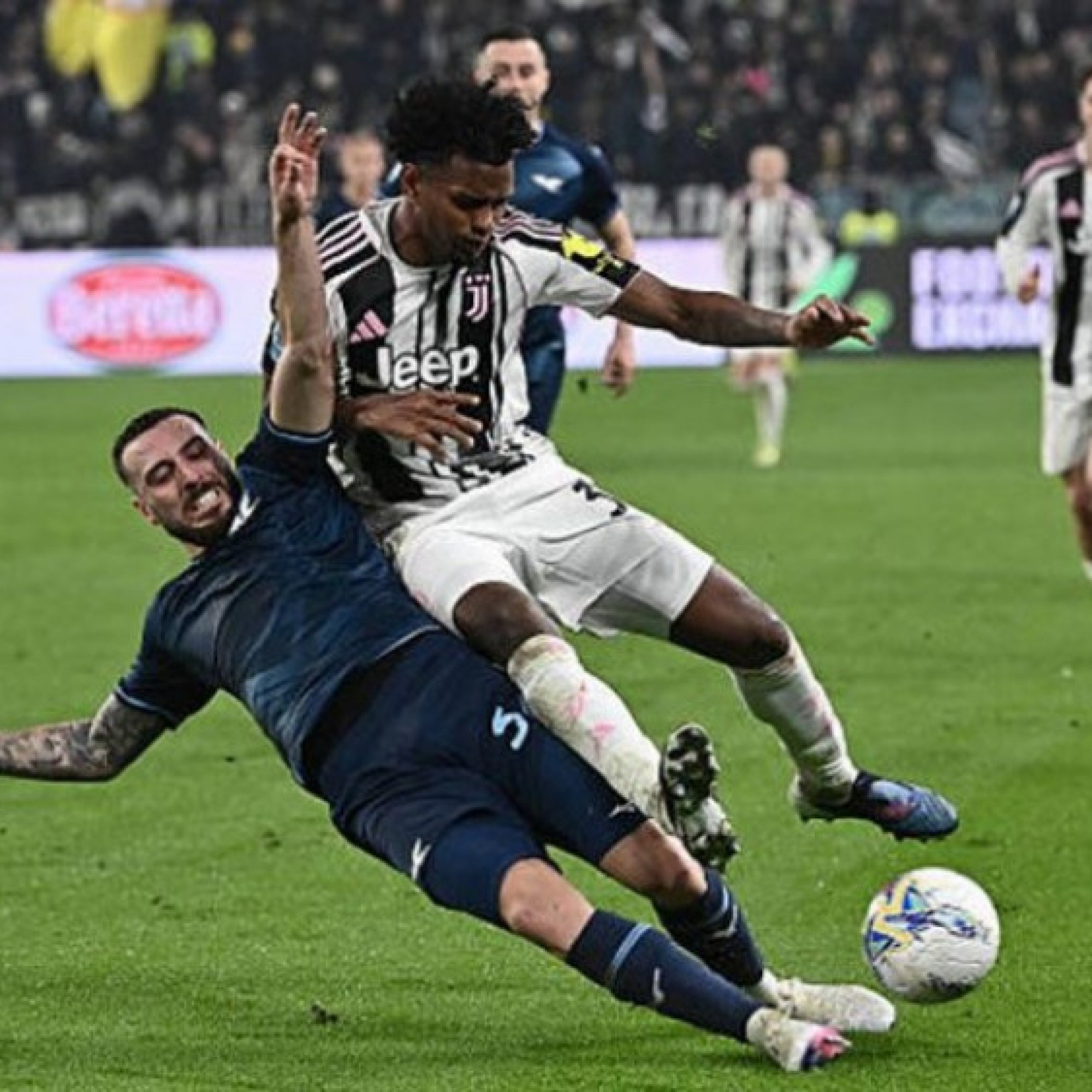  - Video bóng đá Juventus - Lazio: Bàn thua bất ngờ (Serie A)