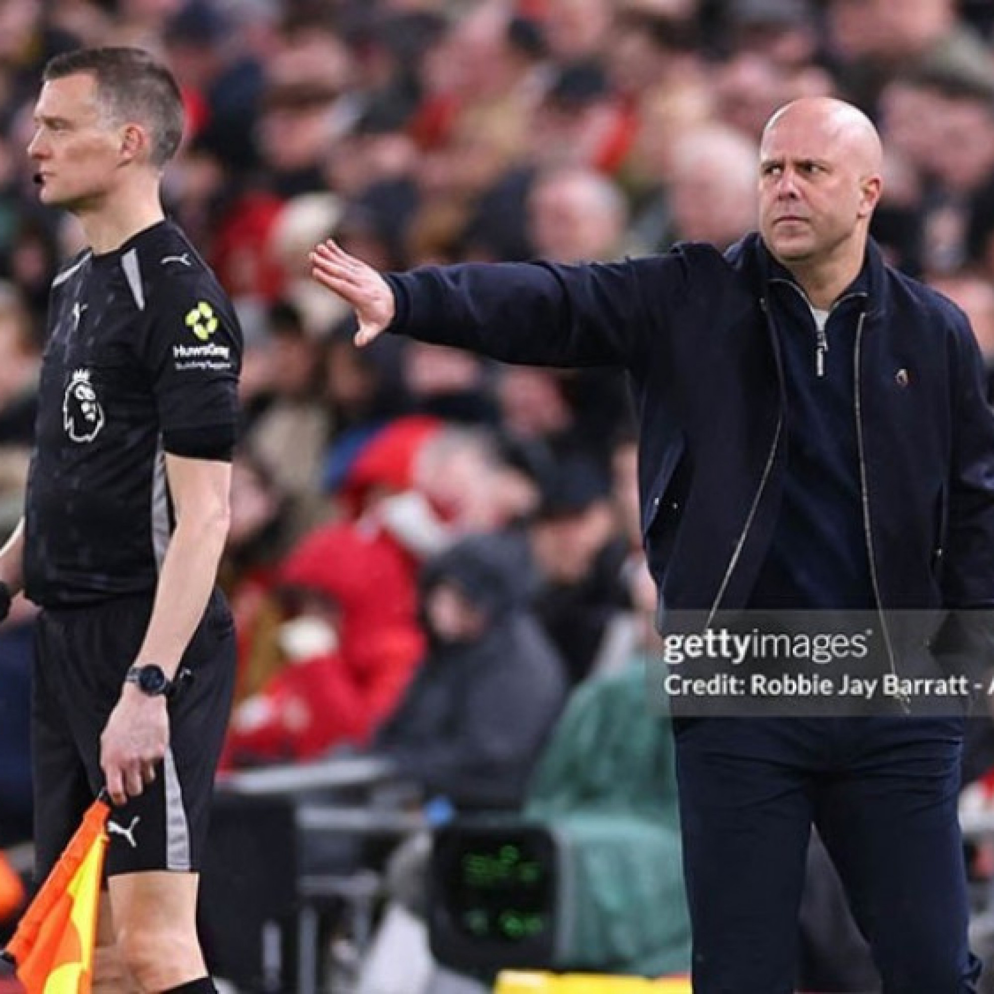  - HLV Slot nổi giận khi Liverpool thua đau Man City, tố trọng tài Anh "tiêu chuẩn kép"