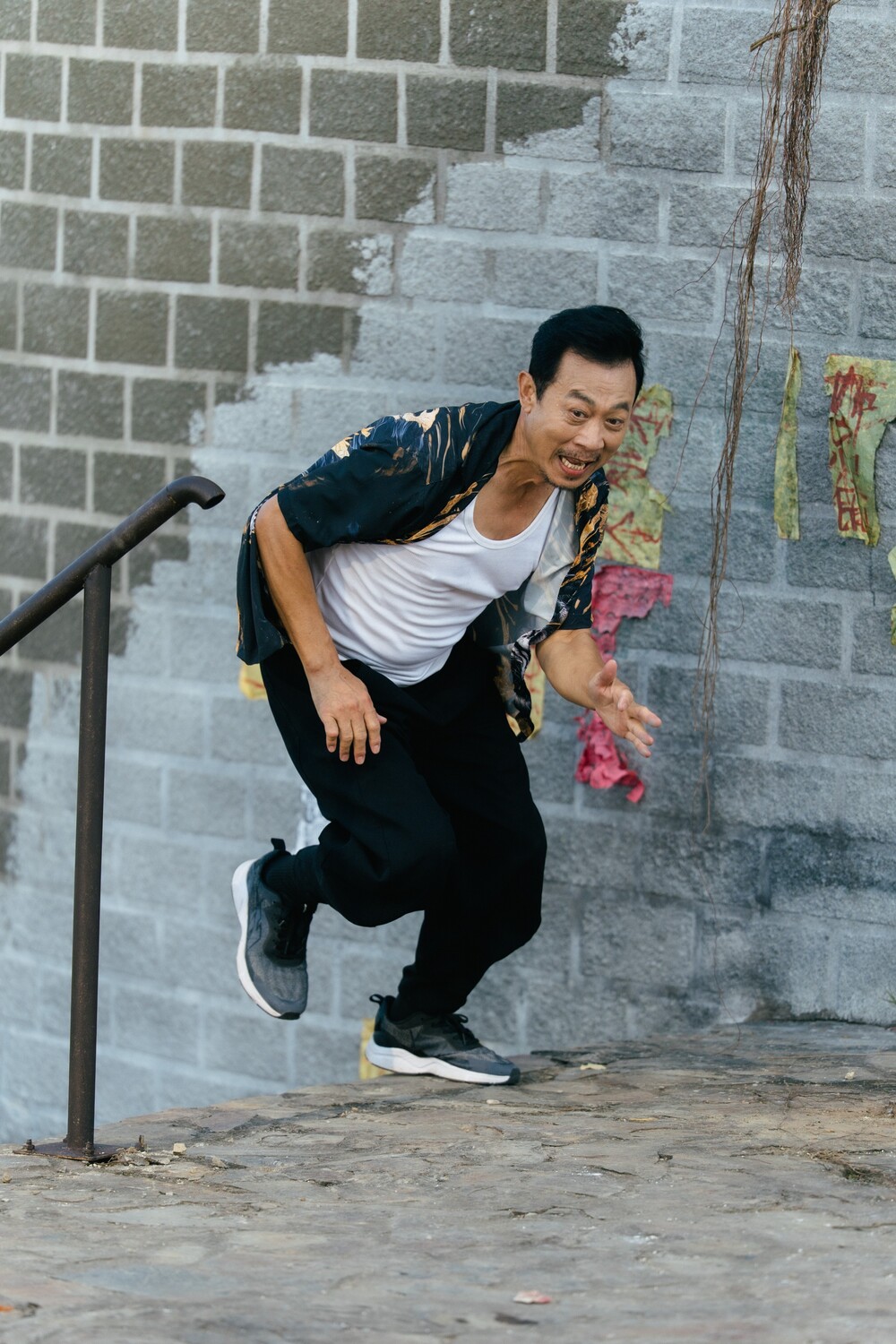 Lý do nghệ sĩ Vân Sơn nhận lời về nước đóng chính phim ‘Đại tiệc trăng máu 8’ - 1