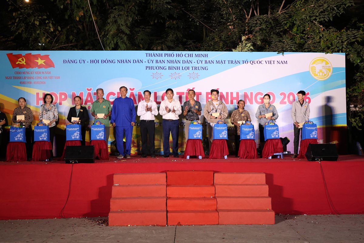 Ấm áp nghĩa tình Xuân Bính Ngọ ở Bình Lợi Trung - 7