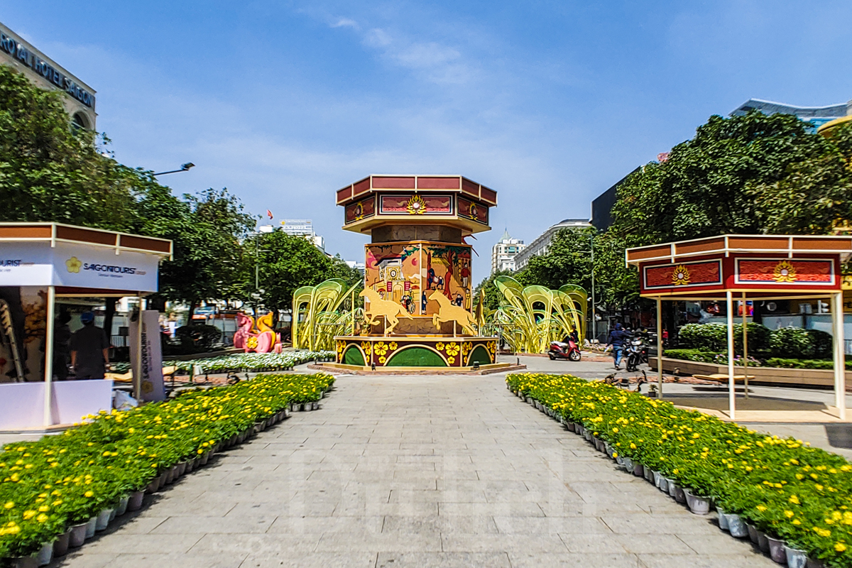 Voi 9 ngà – Gà 9 cựa – Ngựa 9 hồng mao đã lộ diện tại Đường hoa Bính Ngọ - 5