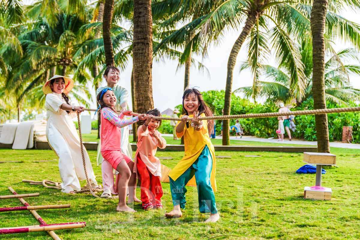 Cùng nhau phá đảo không gian Tết xum vầy bên bờ biển Đảo Ngọc - 1