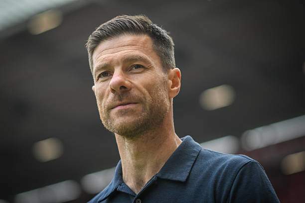 “Thị trường” HLV hấp dẫn: Alonso, Xavi, Maresca vẫn chờ ông lớn đến rước - 1