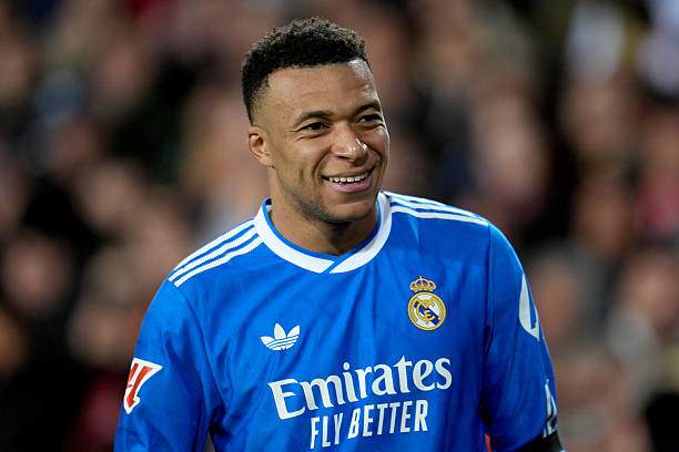 Mbappe đạt cột mốc ấn tượng ở Real Madrid nhưng vẫn gây chia rẽ - 1