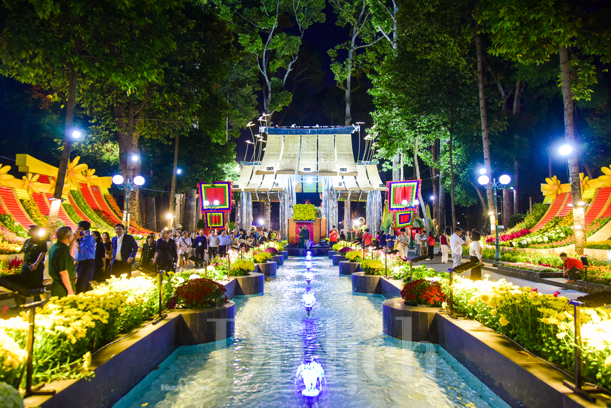 Chính thức khai mạc Hội Hoa Xuân TP.HCM năm Bính Ngọ - 5