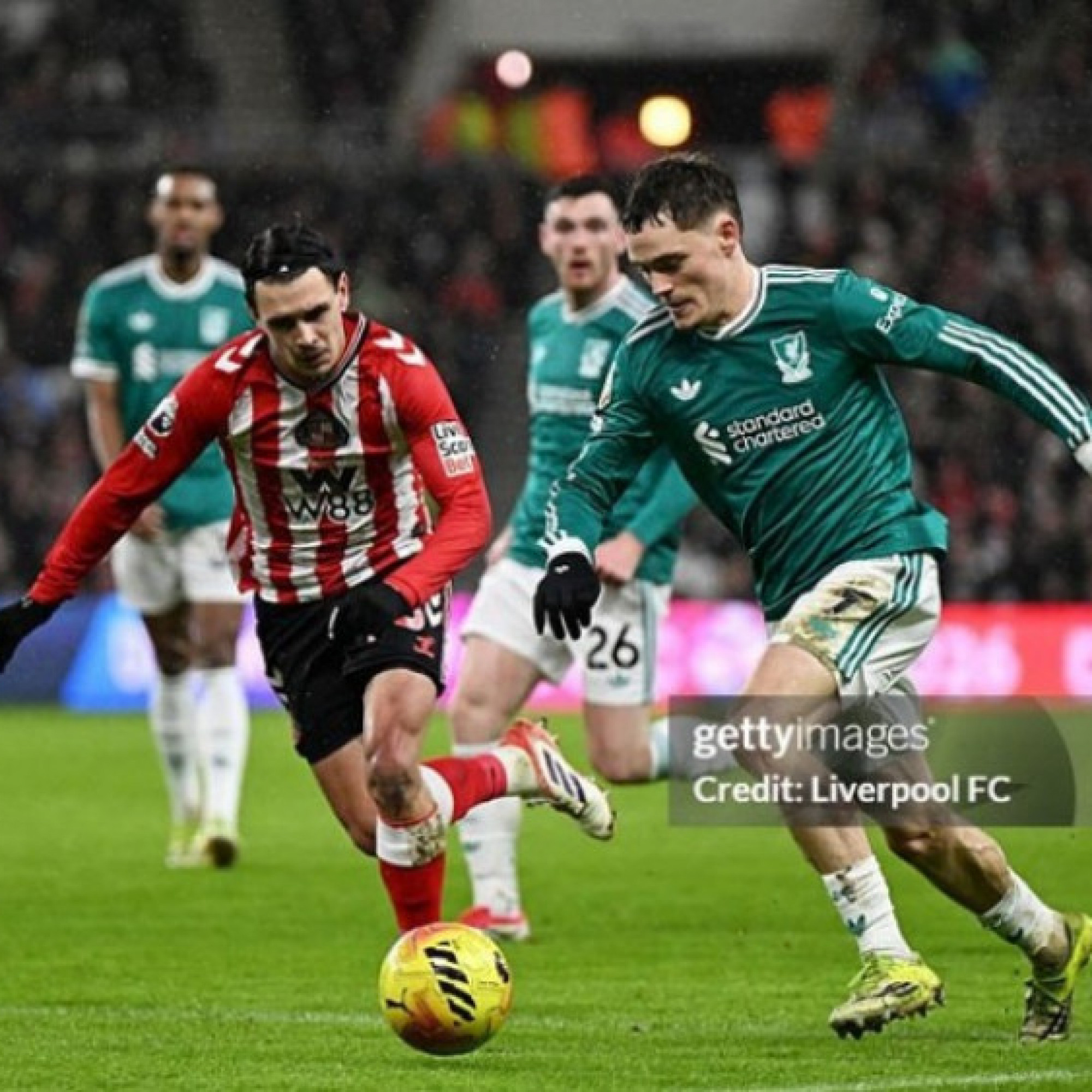  - Kết quả bóng đá Sunderland - Liverpool: May mắn không song hành (Ngoại hạng Anh)