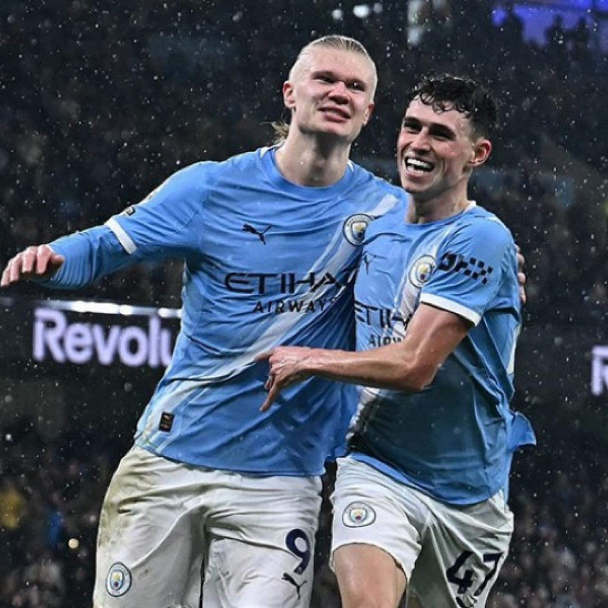  - Man City thắng đậm: Haaland tìm lại bản năng sát thủ, đua vô địch nóng lên