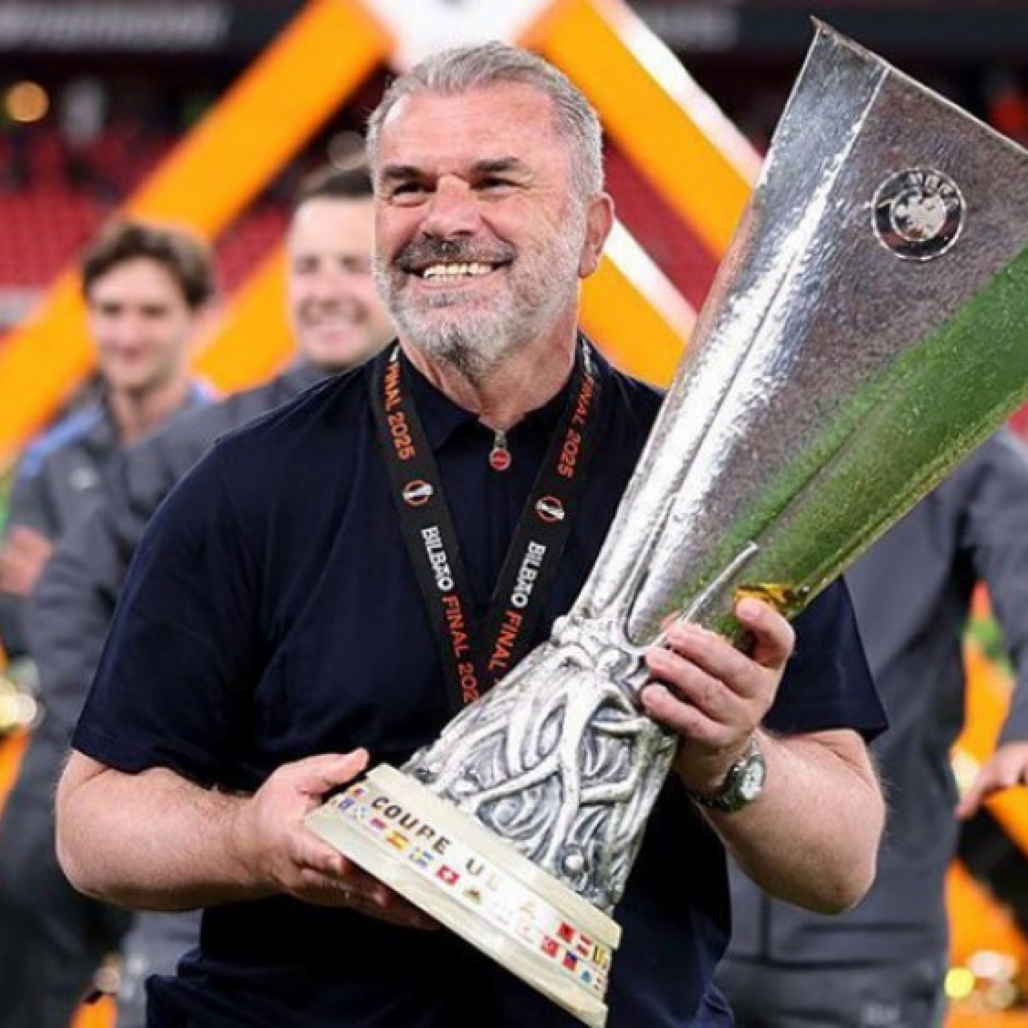  - Tottenham bị chê "không phải là CLB lớn" sau khi sa thải Thomas Frank