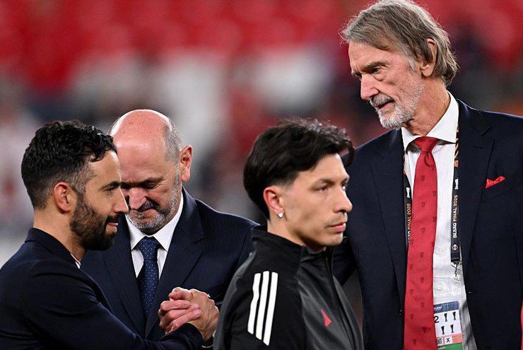 Tin mới nhất bóng đá tối 12/2: Tỷ phú Ratcliffe nói lý do sa thải Amorim - 1