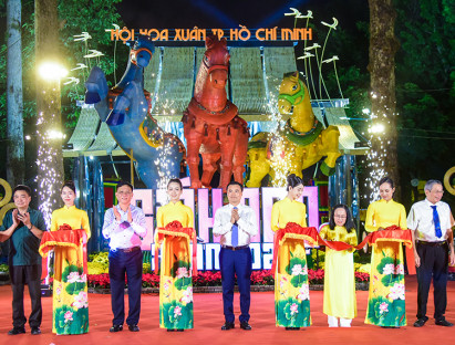  - Chính thức khai mạc Hội Hoa Xuân TP.HCM năm Bính Ngọ