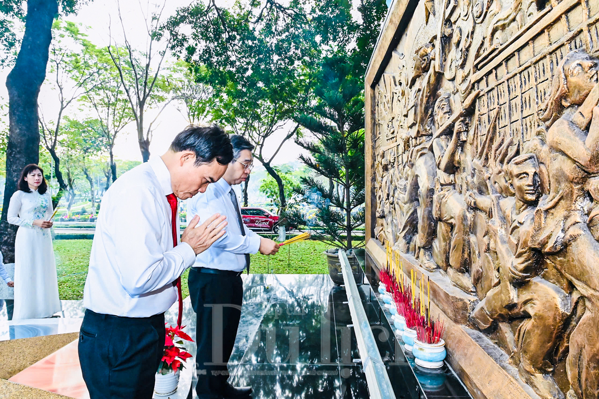 Xuân Bính Ngọ - Thành kính tri ân những tượng đài bất tử cho Tổ quốc nở hoa - 7