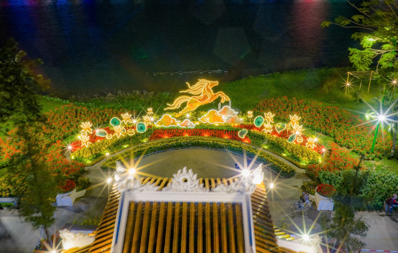 Linh vật Ngựa bên dòng sông Hương có gì lạ? - 9