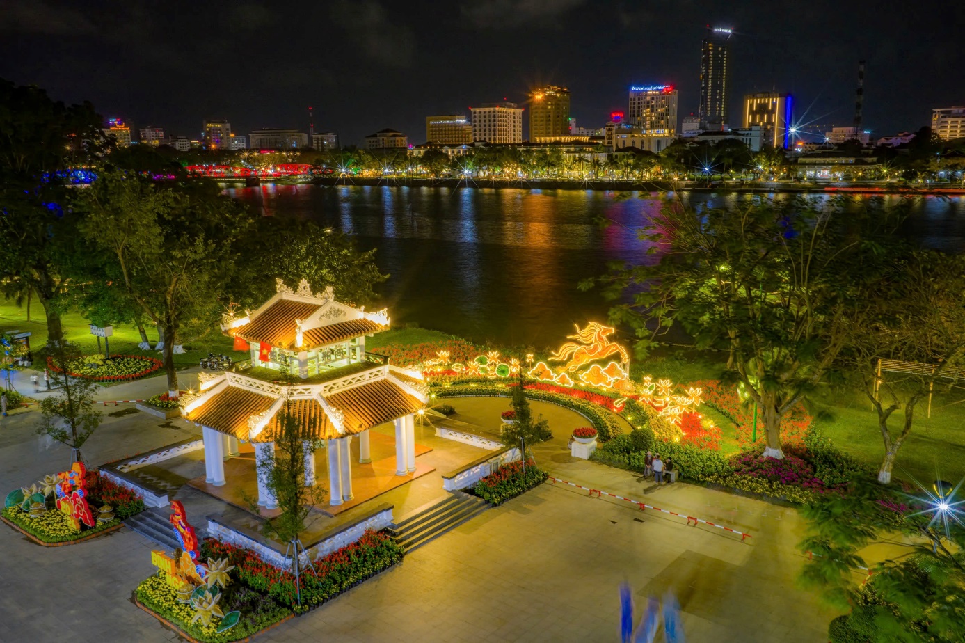 Linh vật Ngựa bên dòng sông Hương có gì lạ? - 10