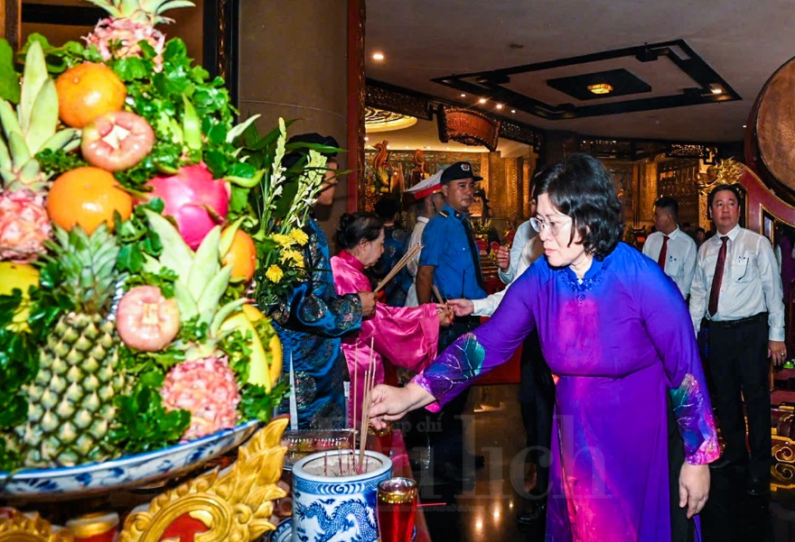 Hành trình về nguồn cội: Dâng bánh tét tri ân Quốc Tổ, tưởng nhớ bậc tiền hiền mở cõi phương Nam - 10