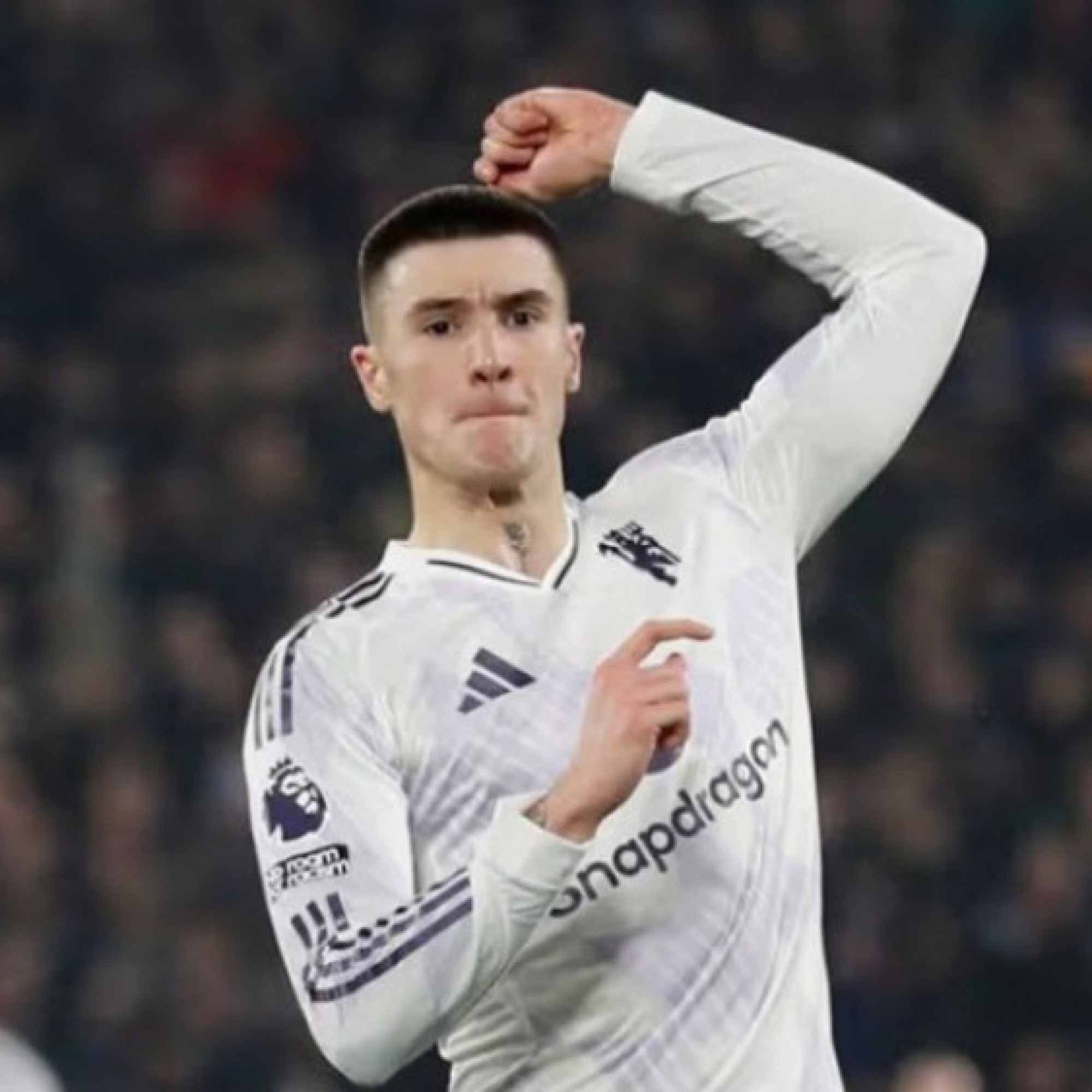  - Sesko hồi sinh: "Quân bài tẩy" của Carrick, MU hái quả ngọt