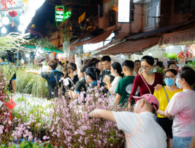  - Nghẹt thở chợ hoa ‘không ngủ’ lớn nhất TP.HCM những đêm giáp Tết