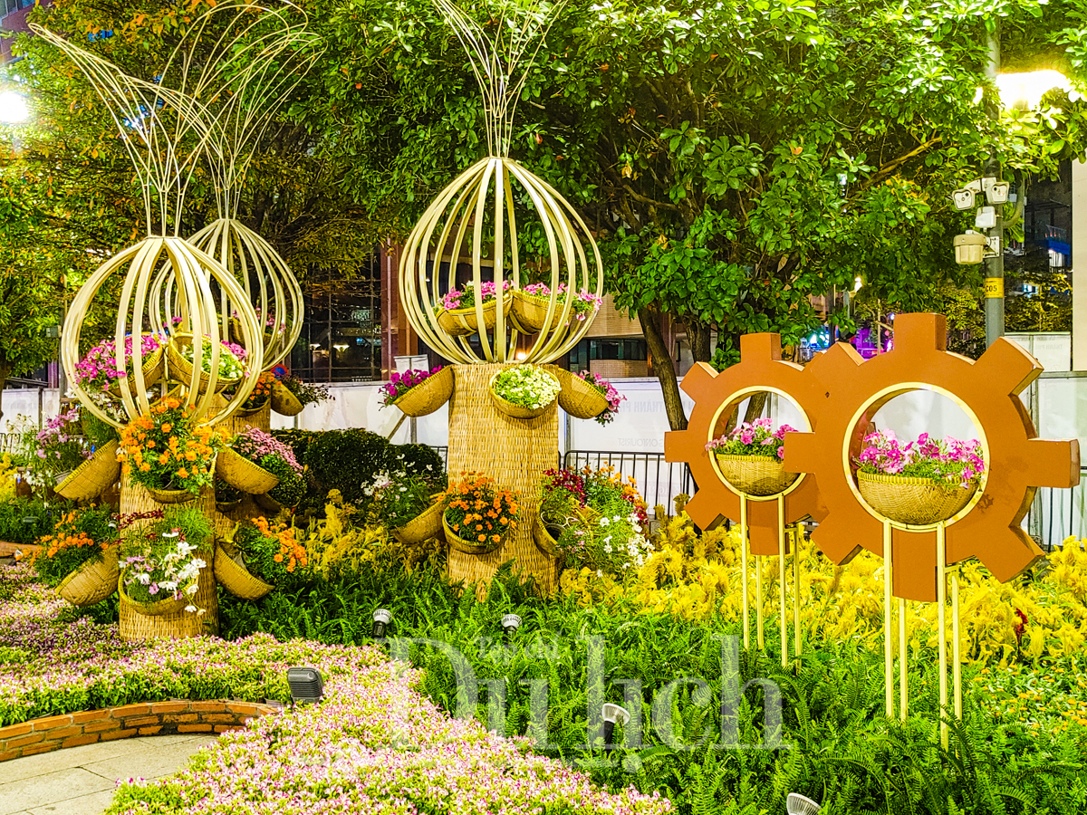 Đêm huyền ảo cùng những chú ngựa lung linh rực sáng trước ngày khai mạc - 9