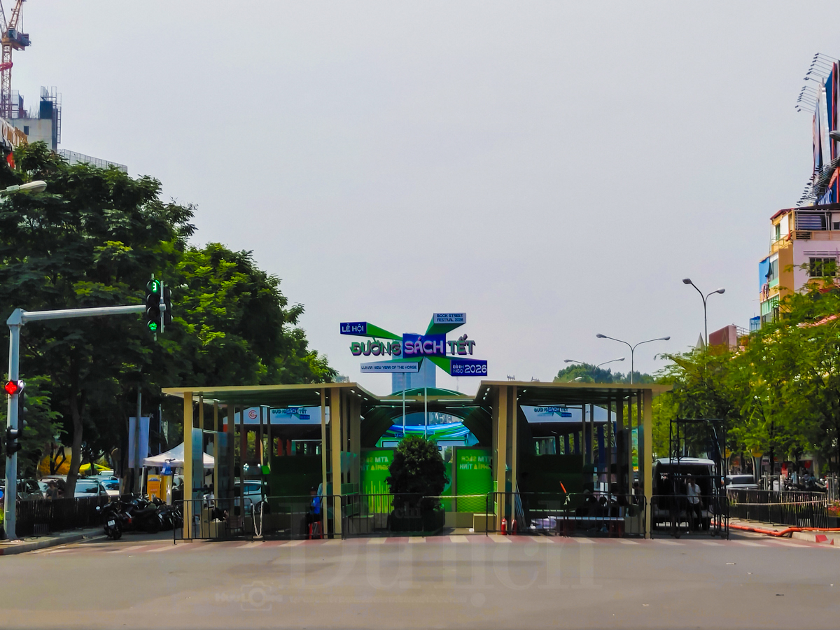 Trắng đêm trên công trường thi công Đường sách Xuân Bính Ngọ - 12