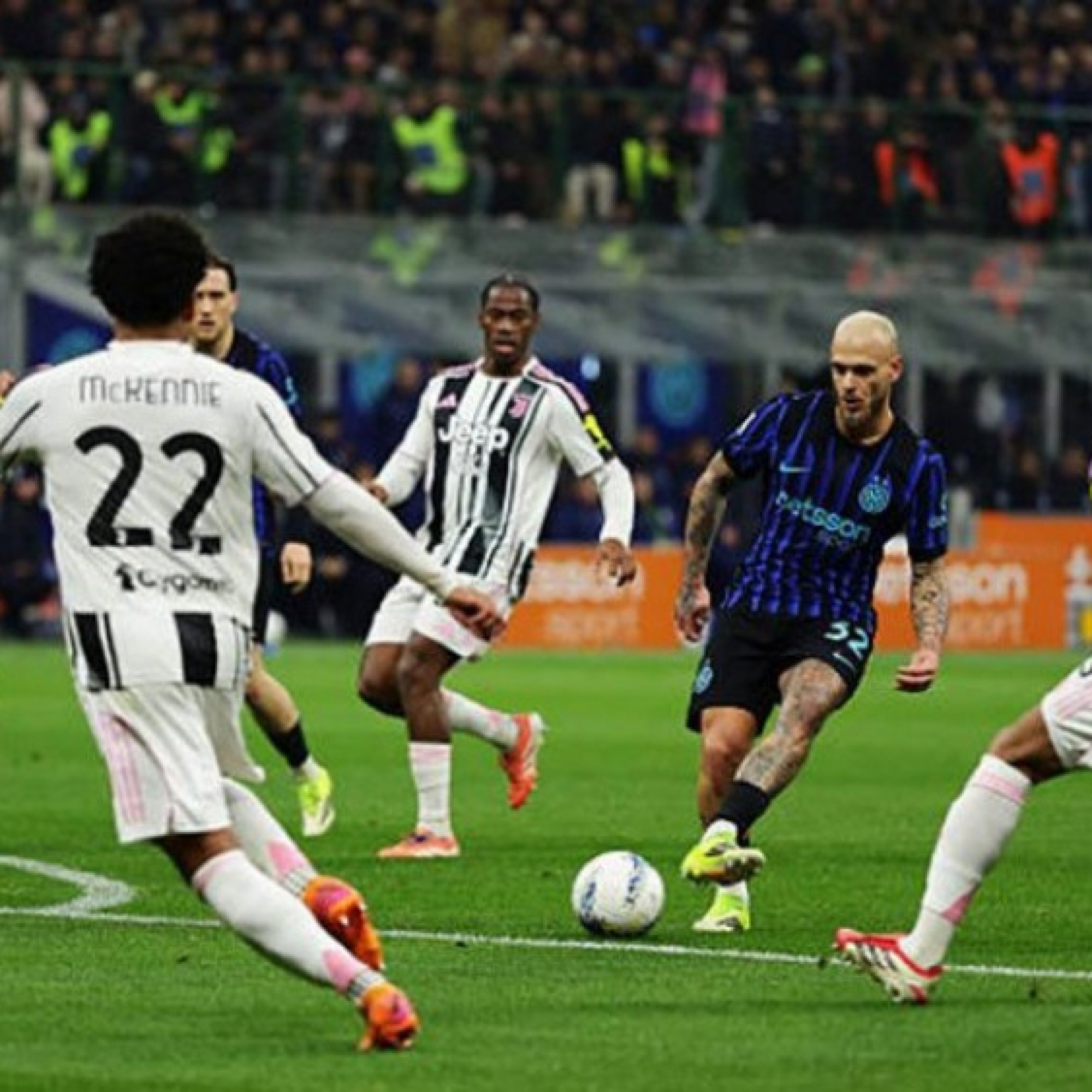  - Video bóng đá Inter Milan - Juventus: Thêm một trận derby điên rồ (Serie A)