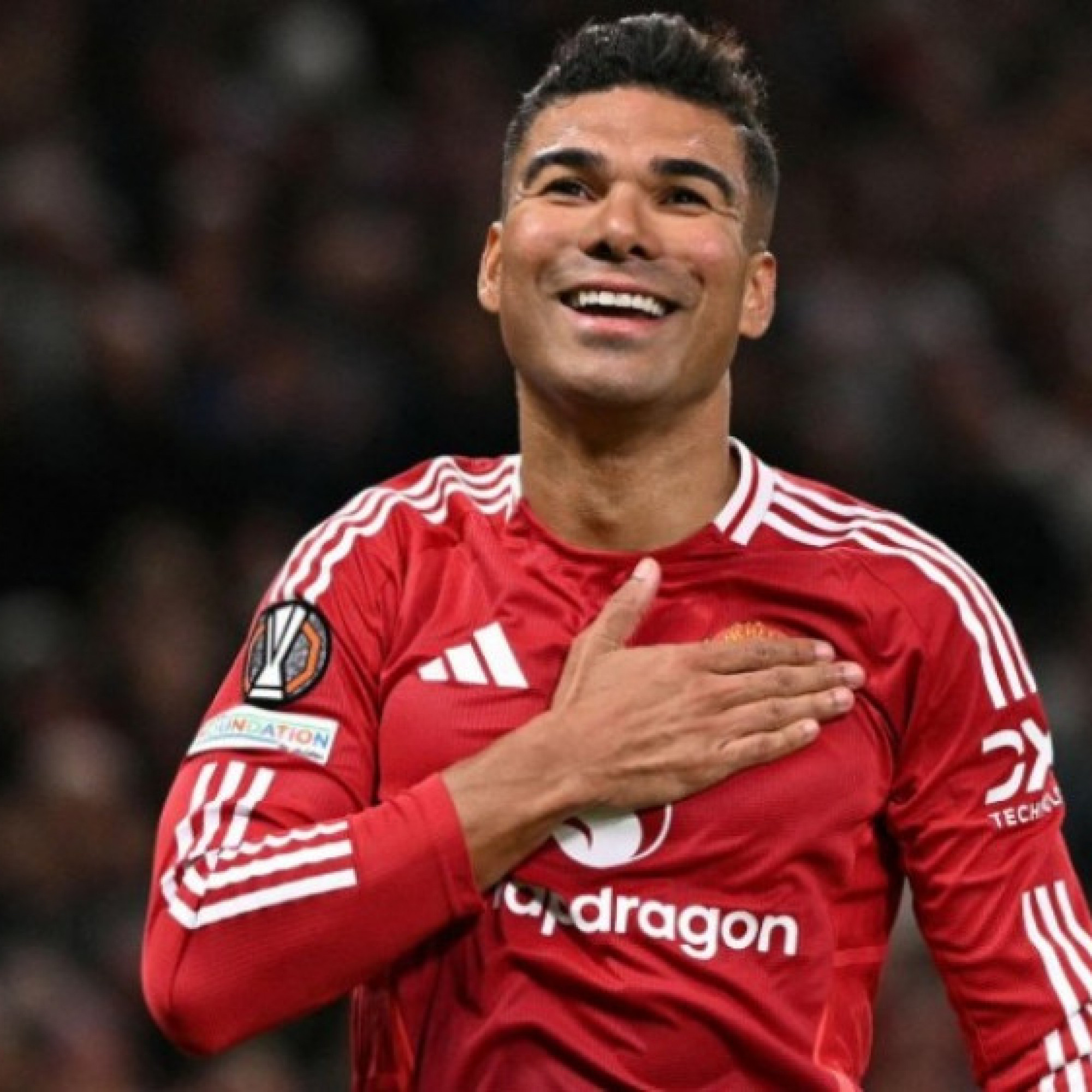  - Casemiro càng chơi càng hay, MU liệu có nên giữ chân sao Brazil?